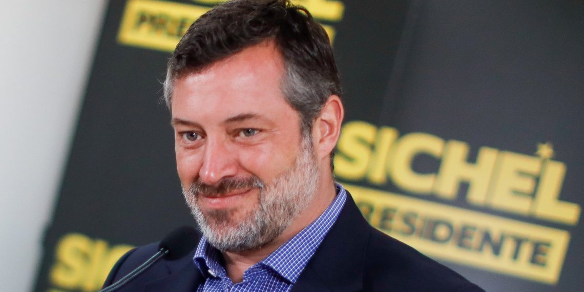 Aportes de pesqueras y boletas irregulares: revelan datos de campaña de Sichel a diputado en 2009