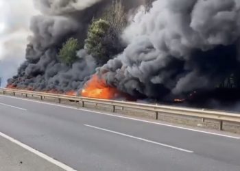 Camión que transportaba combustible se incendió en la Ruta 5 Sur, en la región de La Araucanía 