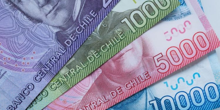 Cuarto retiro sigue en suspenso: Senado no llega a acuerdo y todavía no hay fecha de votación