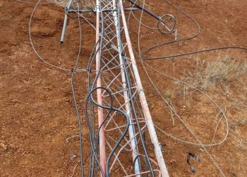 DESCONOCIDOS RERRIBARON ATENA DE TRANSMISIÓN DE RADIO MILLARAY DE CURANILAHUE