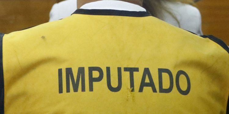 Cañete: Hombre abusó de hija de su pareja cuando mujer se hospitalizó para dar a luz a hija en común