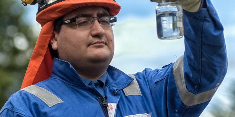 Aguas Araucanía realiza cerca de 50 mil análisis del agua consumida en la región en un año