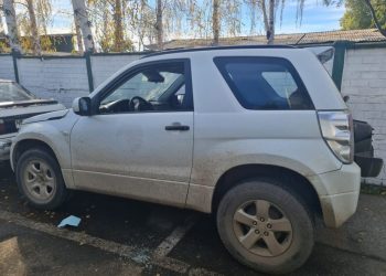 Persecución al sur de Los Ángeles permite recuperar auto municipal robado en Lumaco 