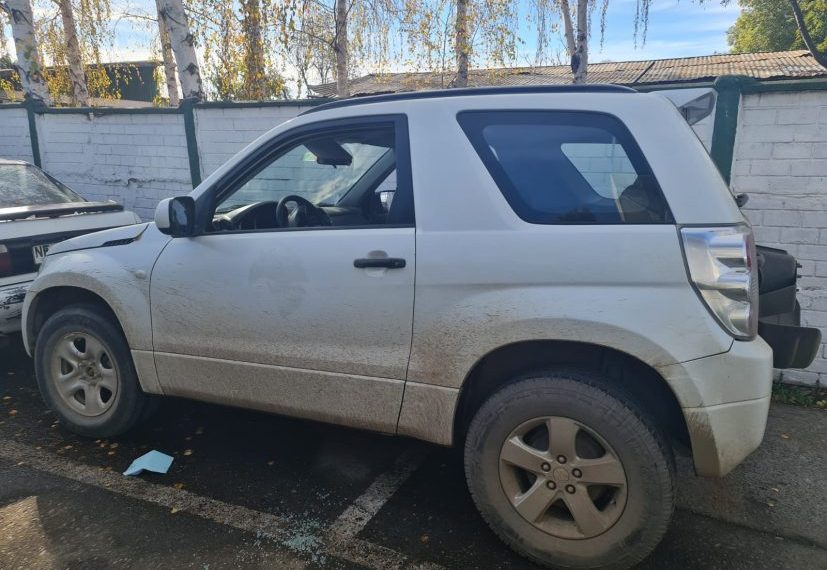 Persecución al sur de Los Ángeles permite recuperar auto municipal robado en Lumaco 