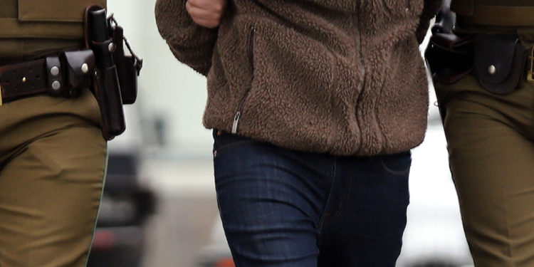 Trasladan a Angol a presunto autor de disparo que mató a funcionario PDI en operativo en Ercilla