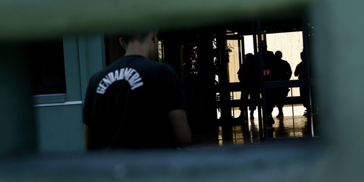 Sentencian a 14 años de cárcel a hombre que abusó sexualmente de tres niñas en Cunco