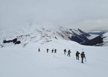 Tres militares están extraviados tras internarse al volcán Puntiagudo: Ejército coordina búsqueda